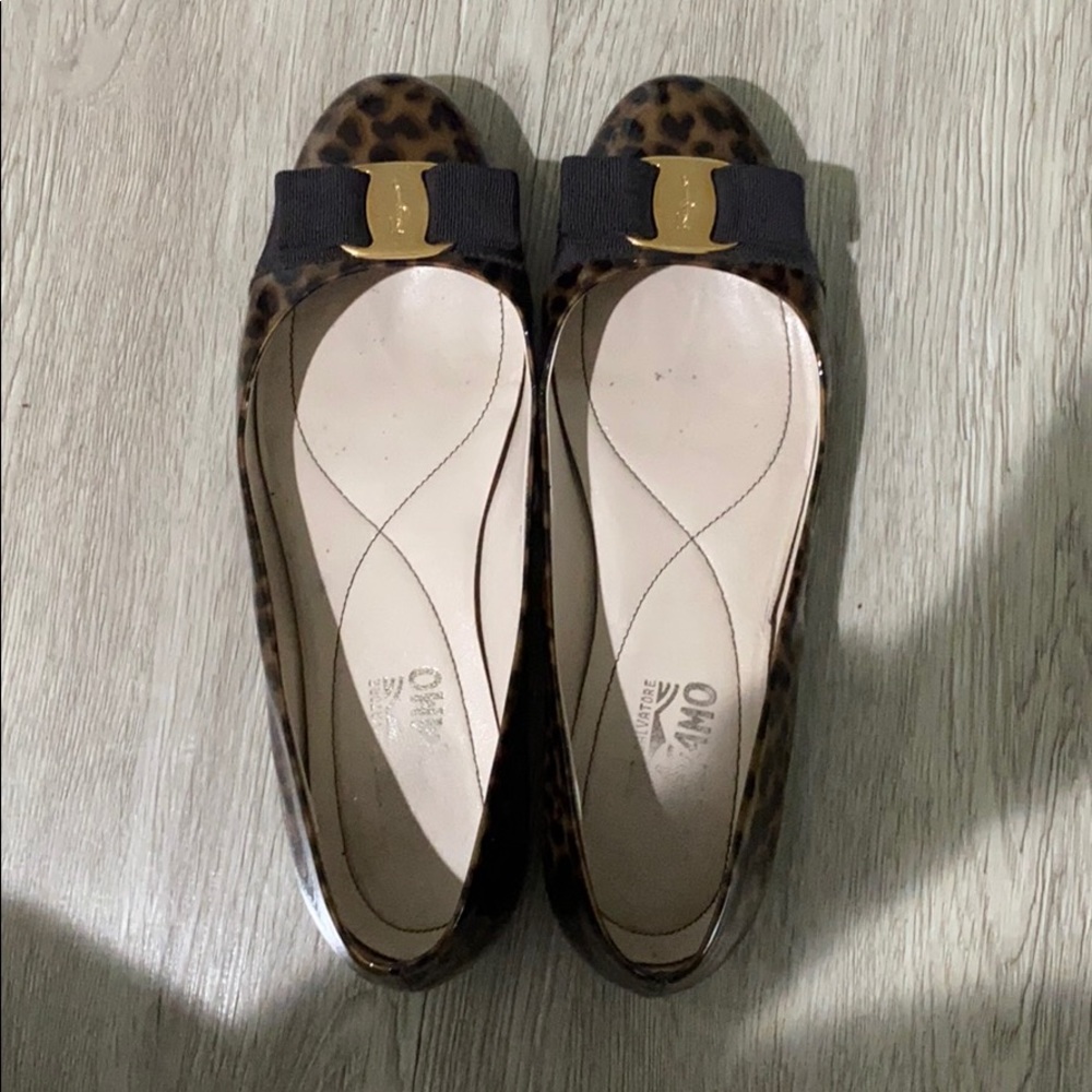 Ferragamo varina flats